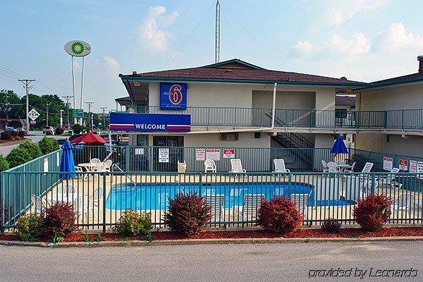 Super 7 Motel Coralville Eksteriør bilde