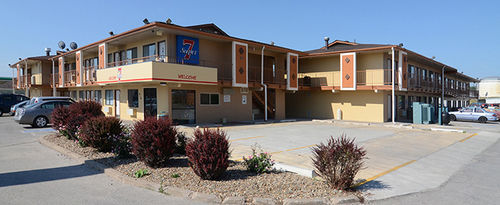 Super 7 Motel Coralville Eksteriør bilde